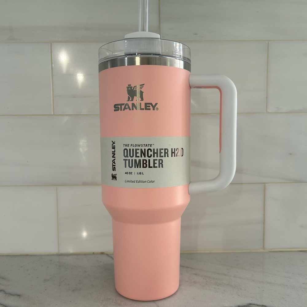 NIB Limited Edition Color 40oz Stanley Quencher H2.0 Tumbler